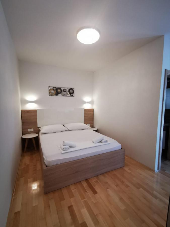 Apartments And Rooms Kod Mate Tribanj-Kruscica Exterior photo
